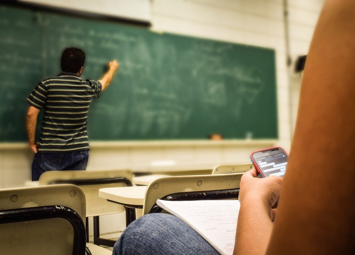 CADASTRO PARA INSTITUIÇÃO DE ENSINO